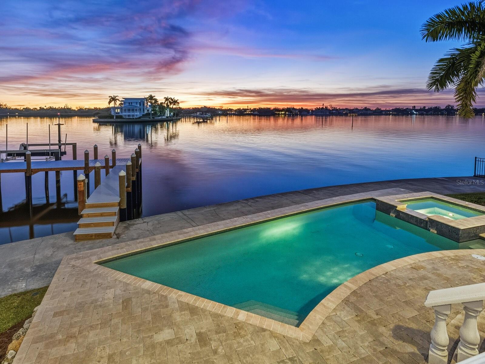 Image 3 of 67 For 1500 Caribbean Drive