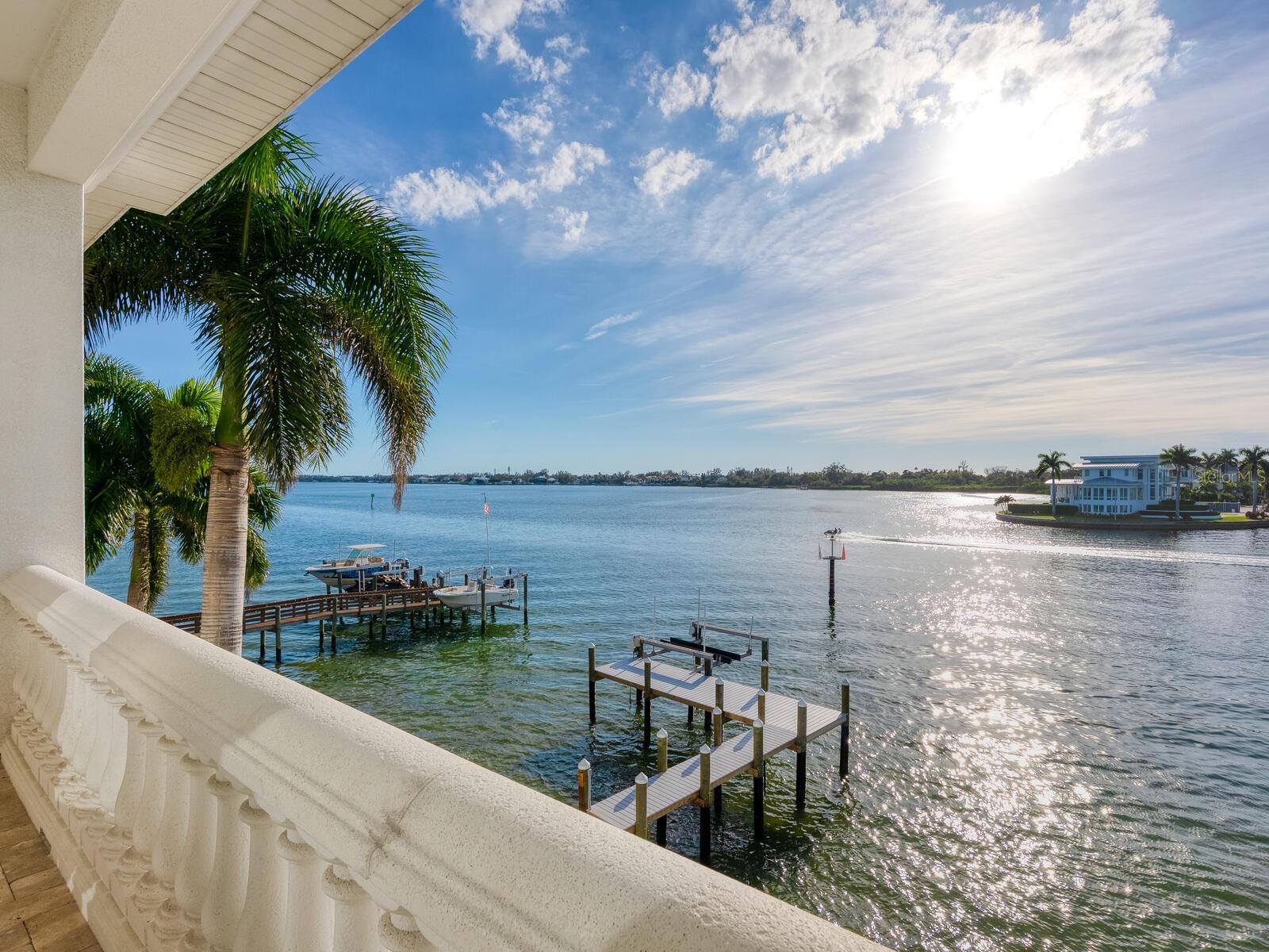 Image 35 of 67 For 1500 Caribbean Drive