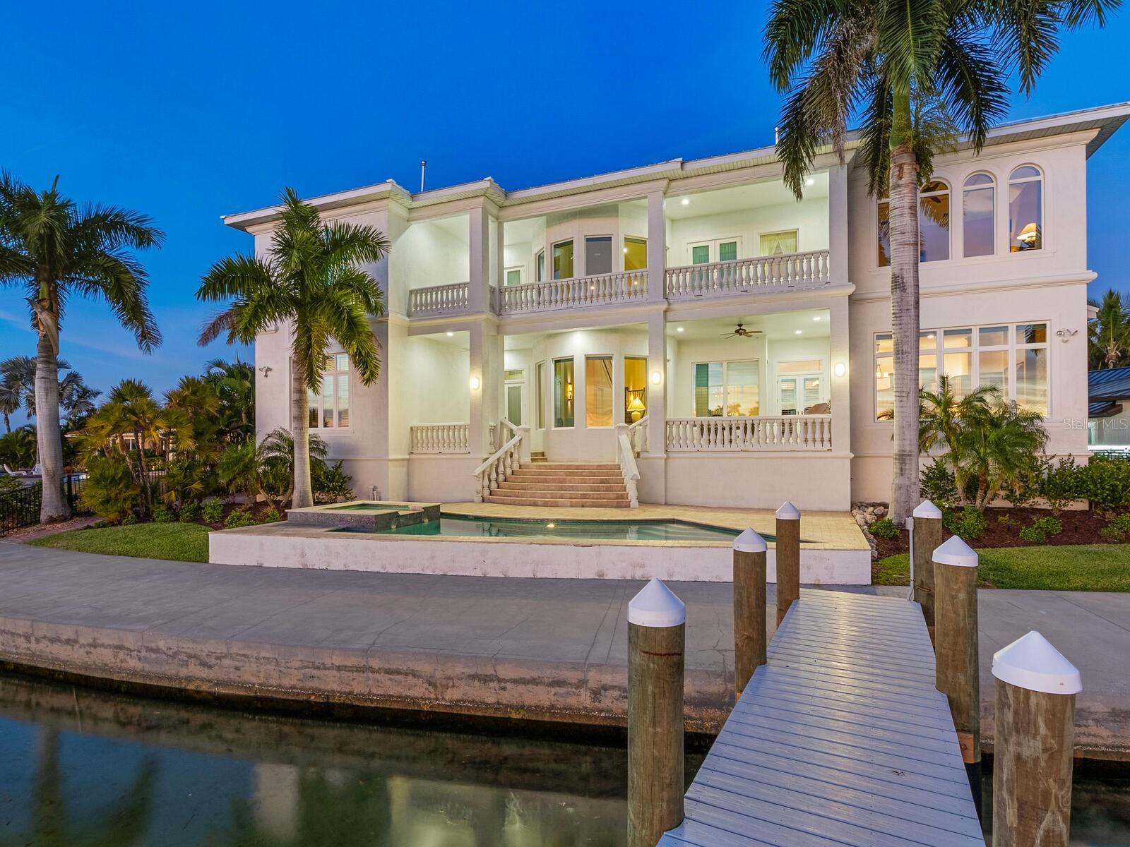 Image 4 of 67 For 1500 Caribbean Drive