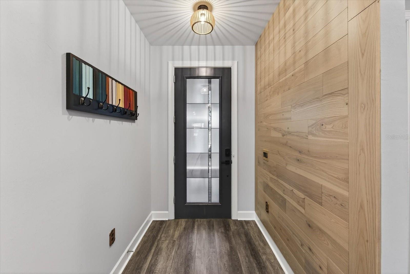 Image 11 of 98 For 7683 Summerland Cove