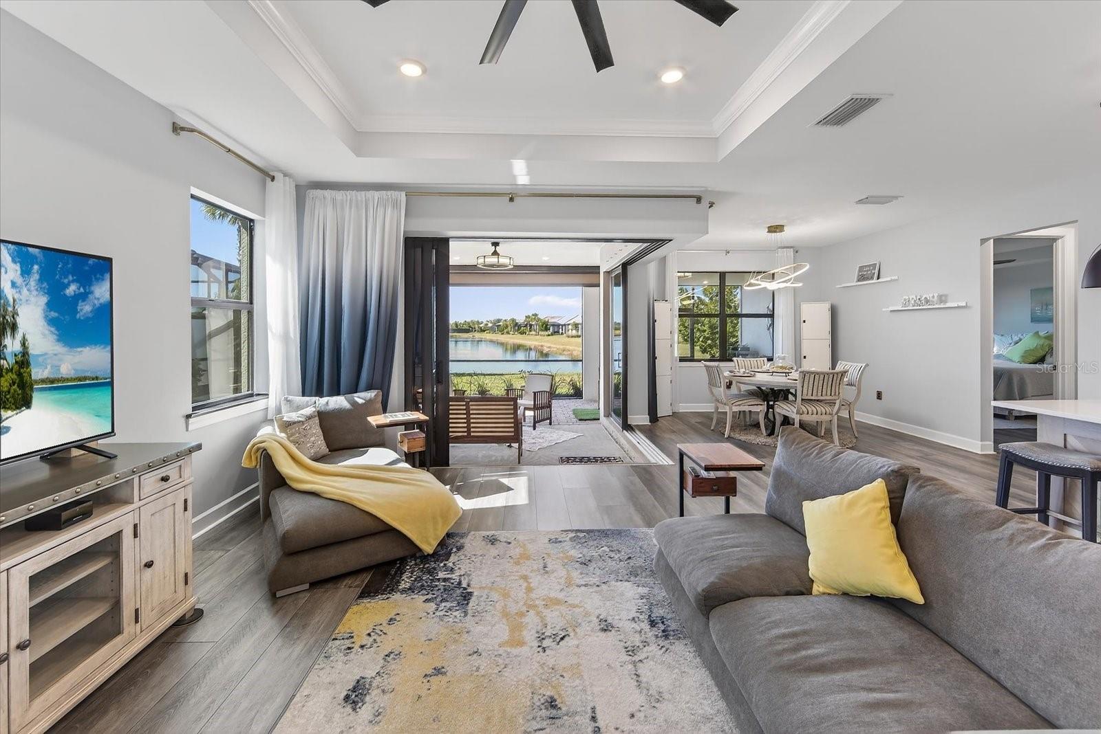 Image 13 of 98 For 7683 Summerland Cove