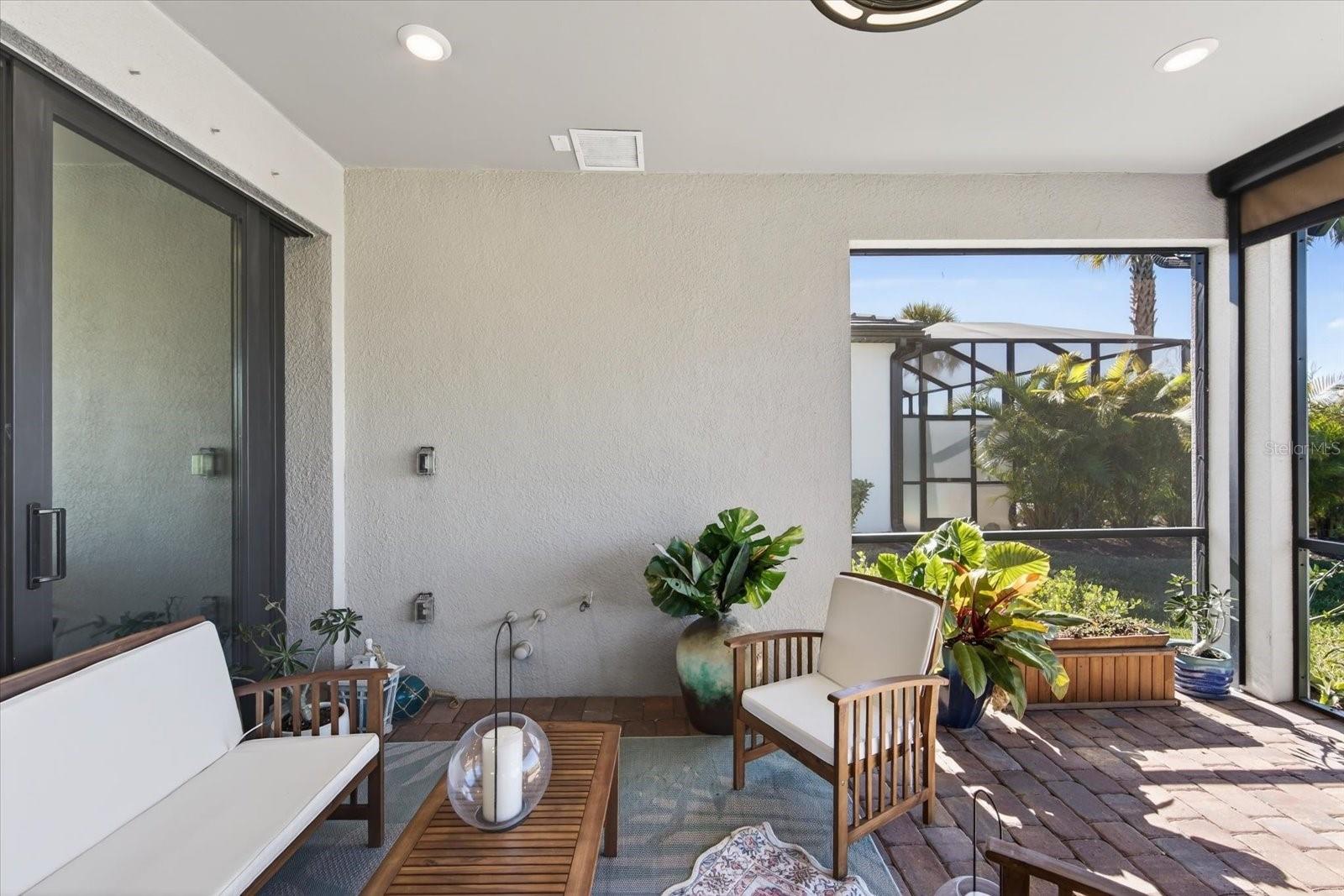 Image 50 of 98 For 7683 Summerland Cove