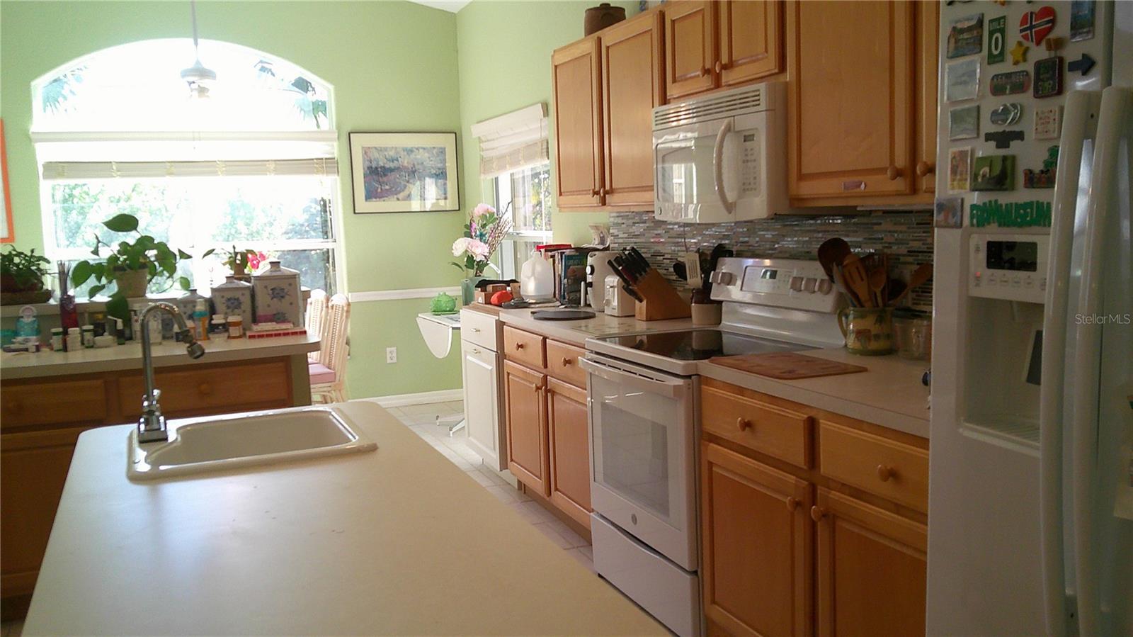 Image 27 of 33 For 1640 Palace Court