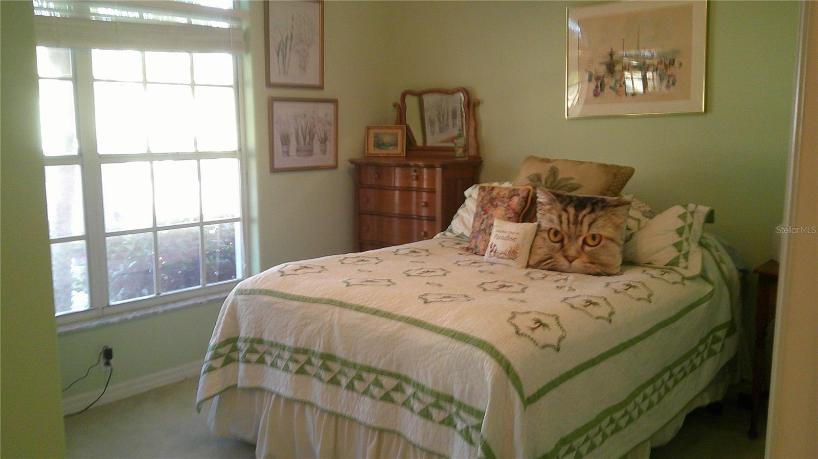 Image 4 of 33 For 1640 Palace Court