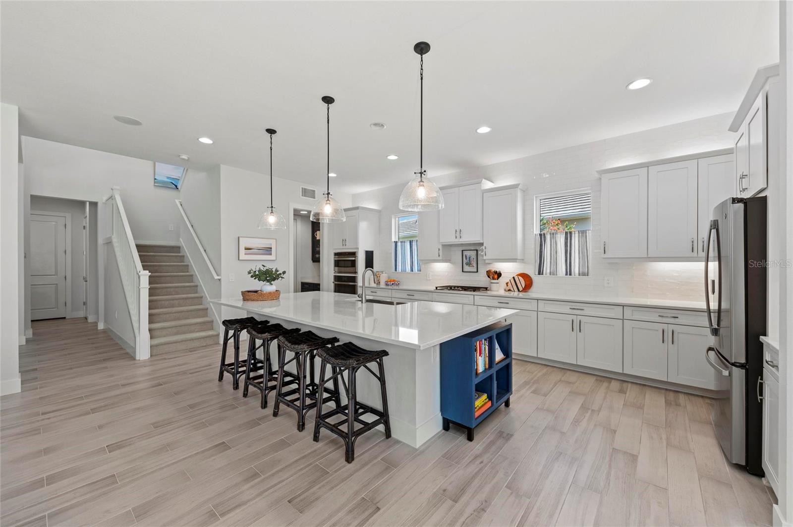 Image 14 of 70 For 8067 Waterbend Trail