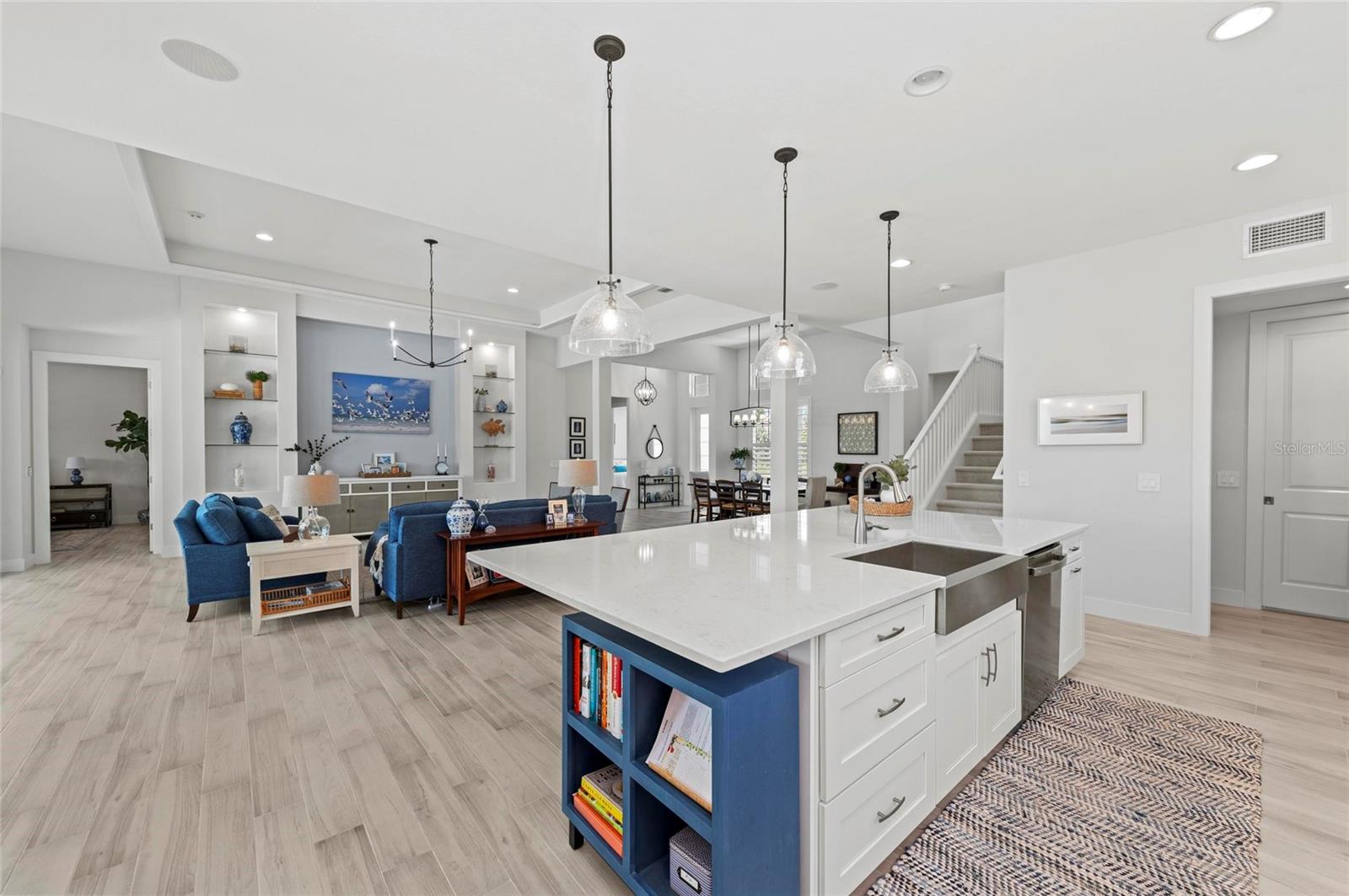 Image 17 of 70 For 8067 Waterbend Trail