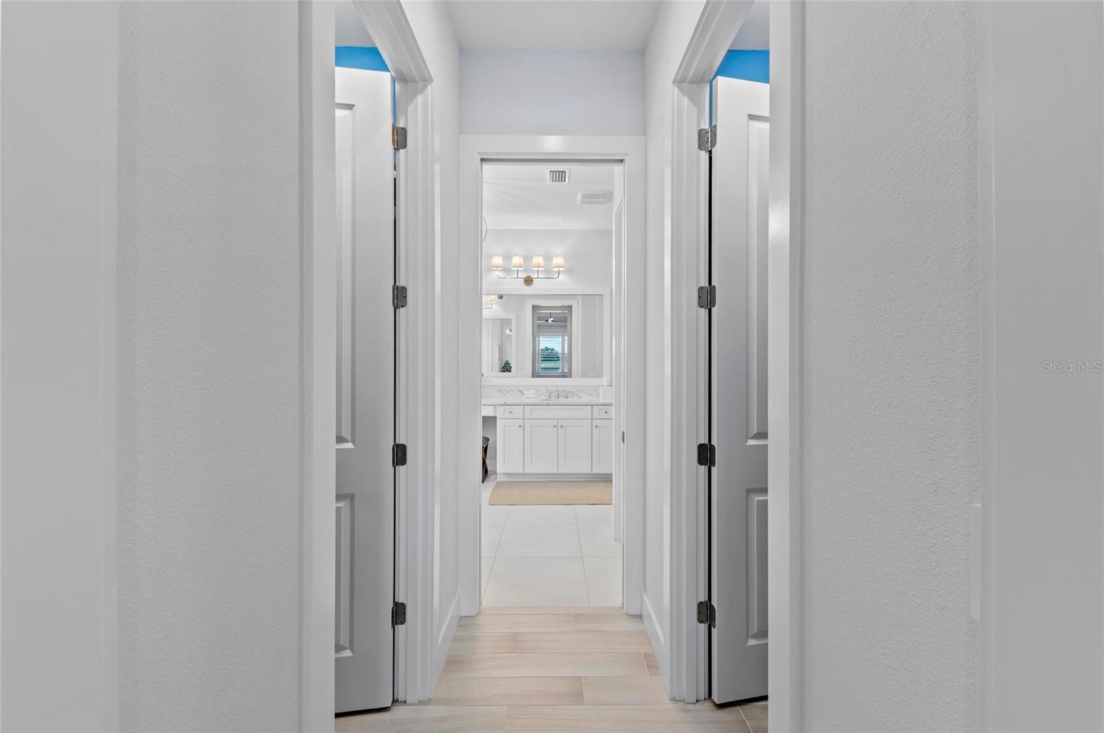 Image 22 of 70 For 8067 Waterbend Trail