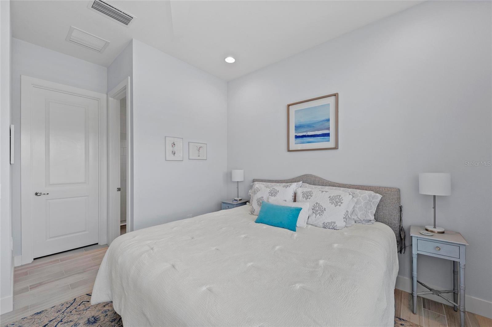 Image 35 of 70 For 8067 Waterbend Trail