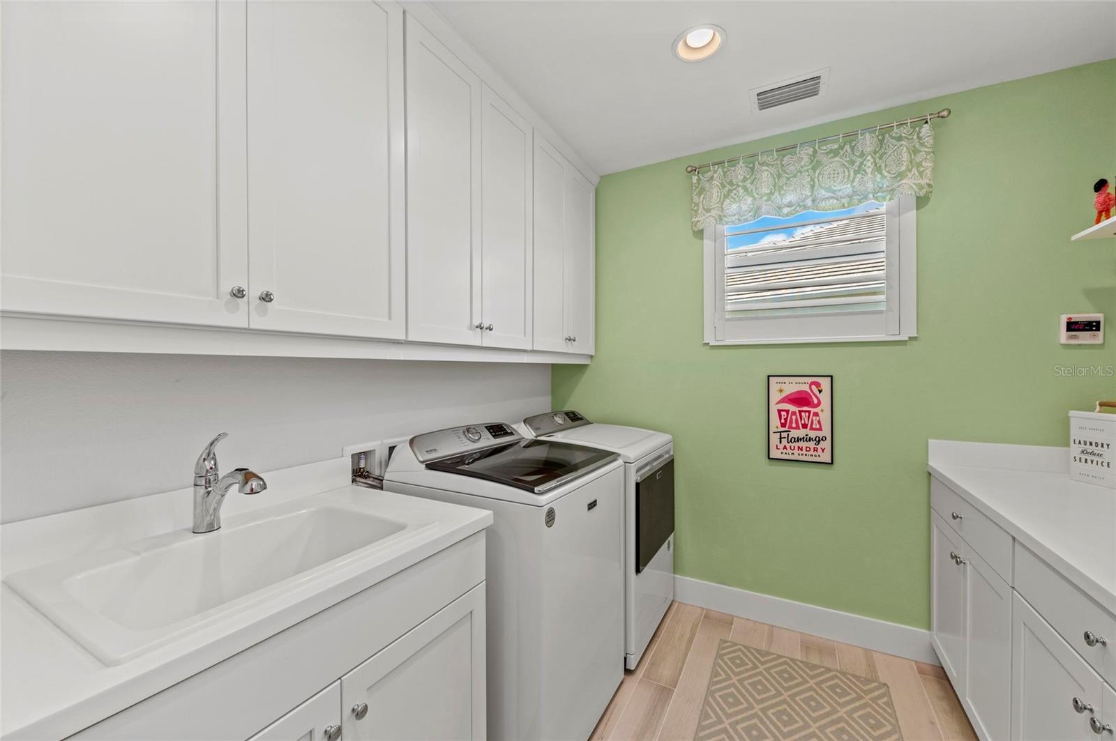 Image 51 of 70 For 8067 Waterbend Trail