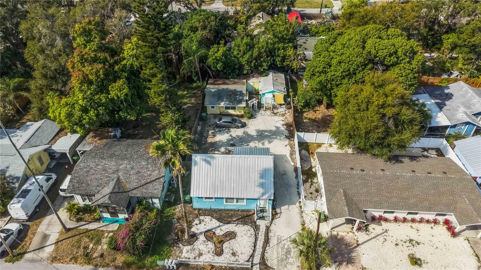 Image 2 of 36 For 1414 17th Street W