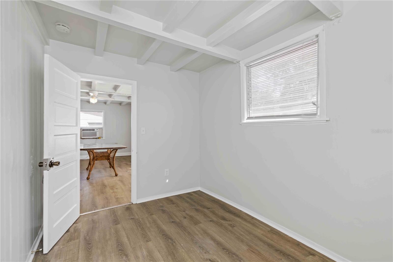 Image 20 of 36 For 1414 17th Street W