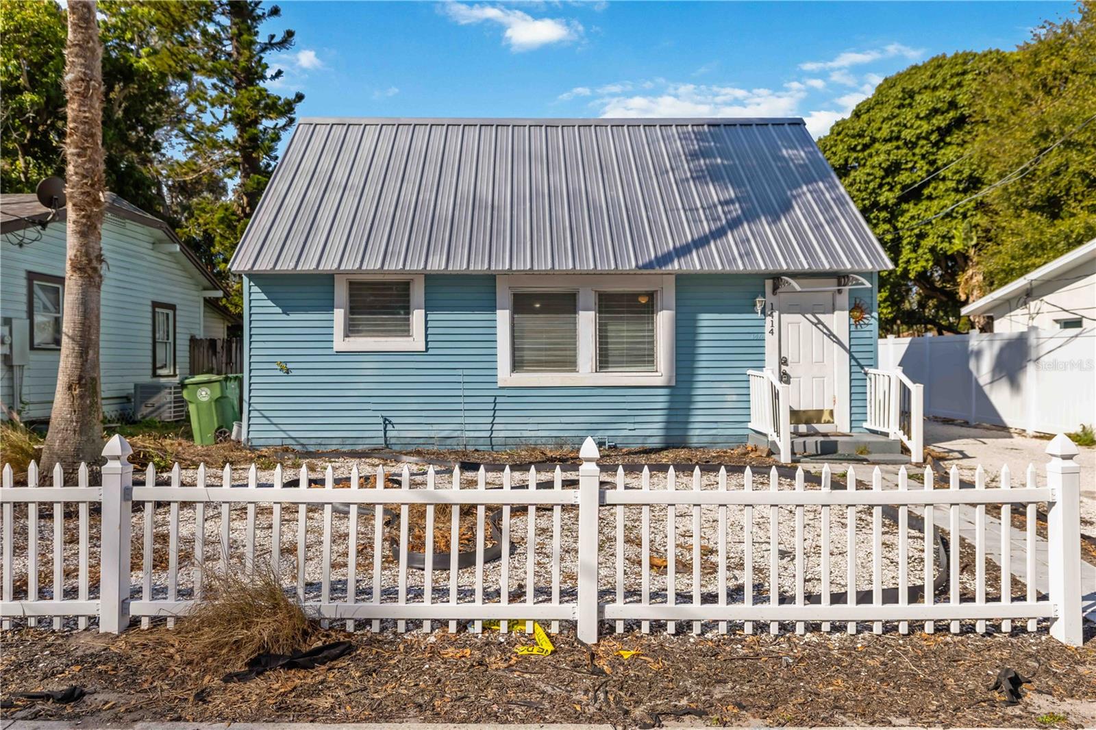 Image 4 of 36 For 1414 17th Street W