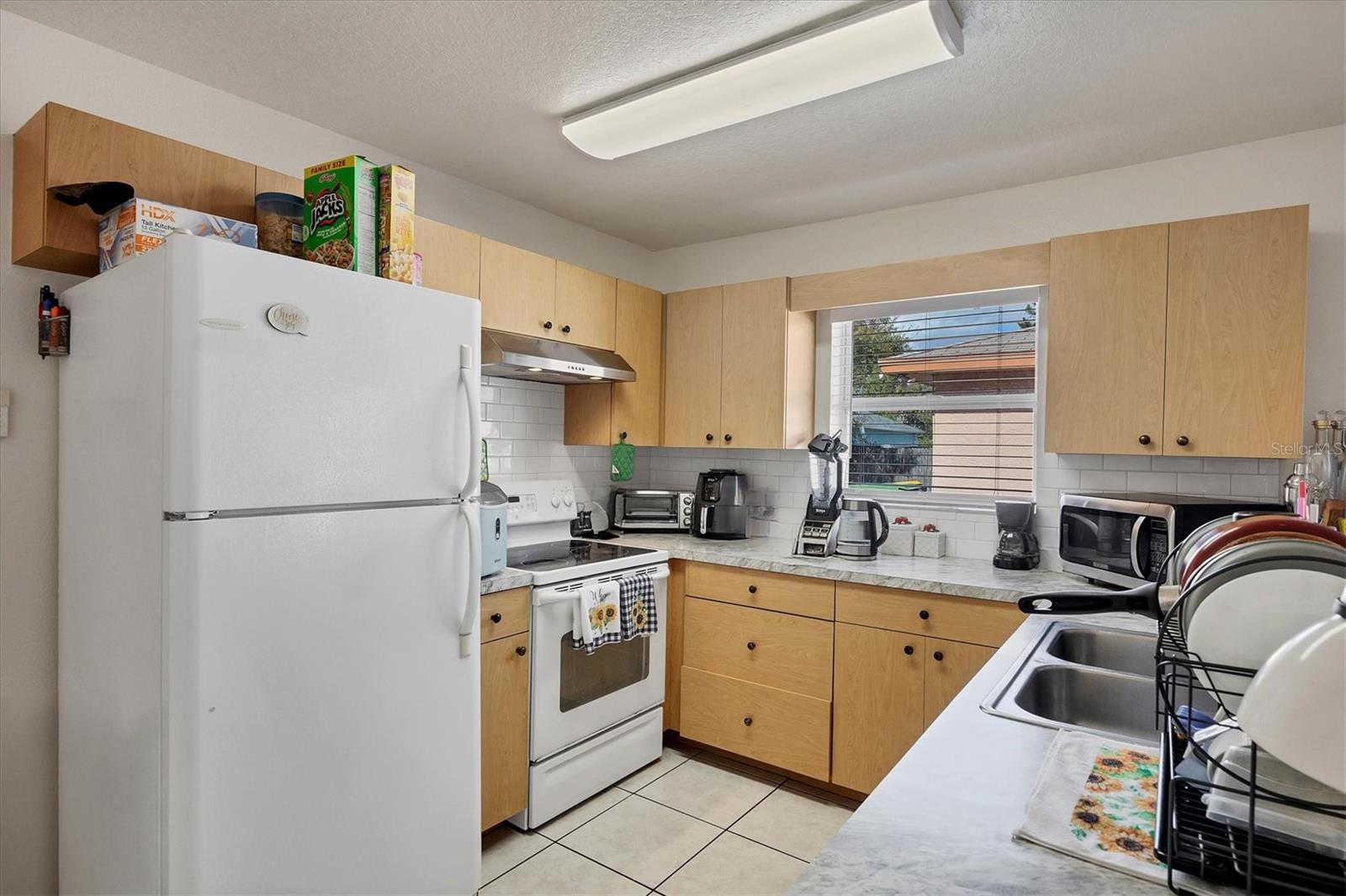 Image 11 of 23 For 3403 Osprey Avenue