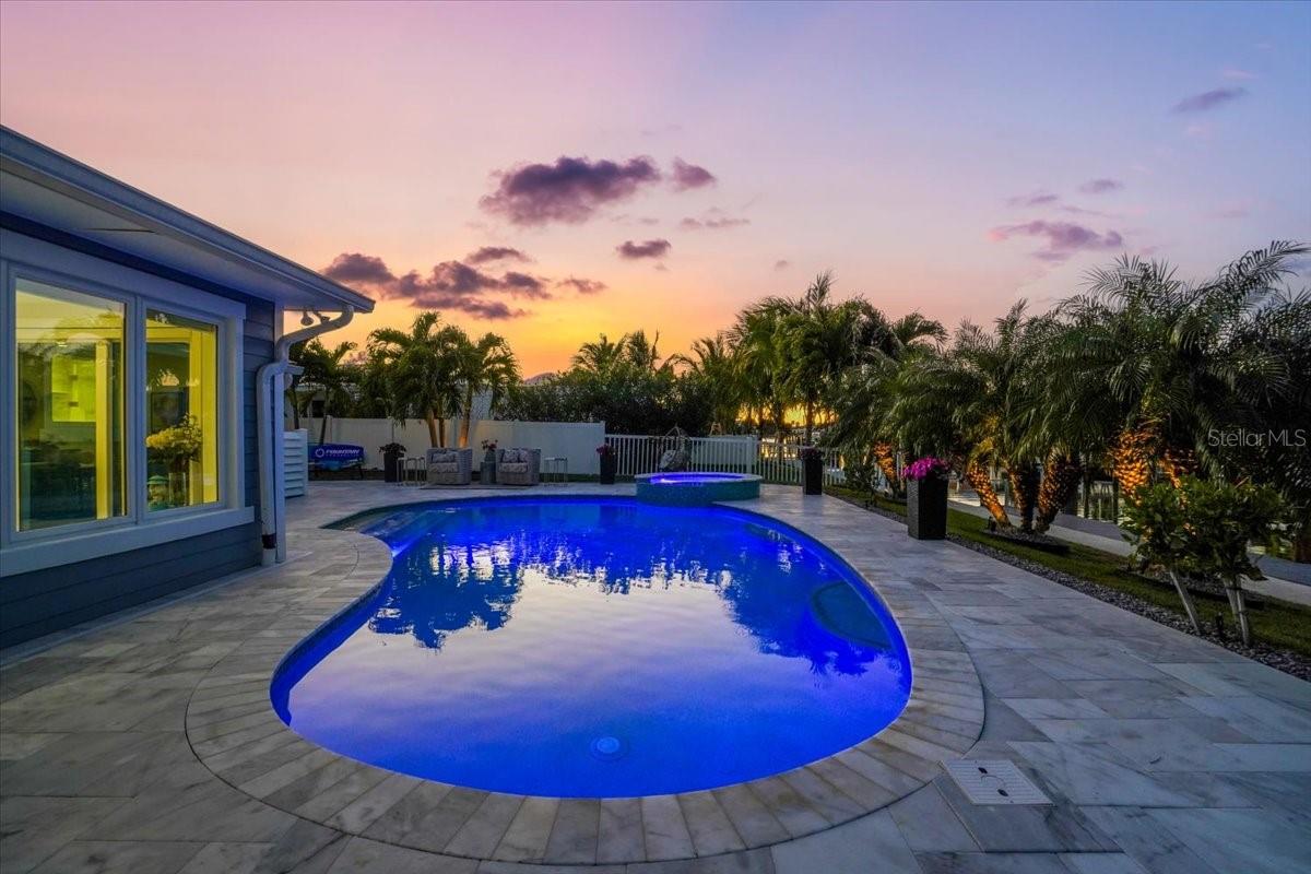 Listing photo id 11 for 623 Concord Lane