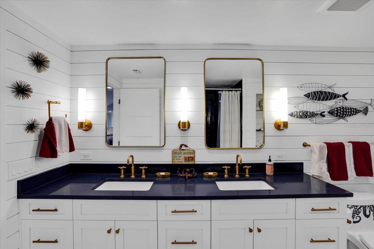 Listing photo id 49 for 623 Concord Lane