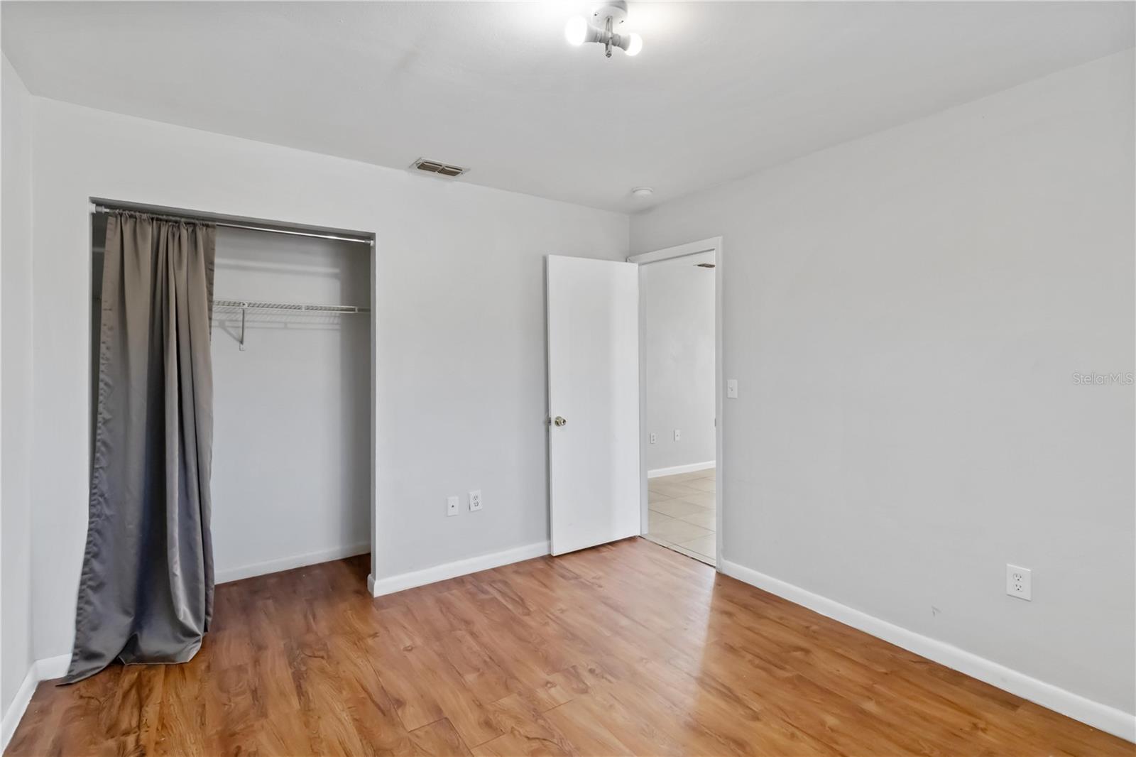 Image 14 of 31 For 5801 8th Street Court E