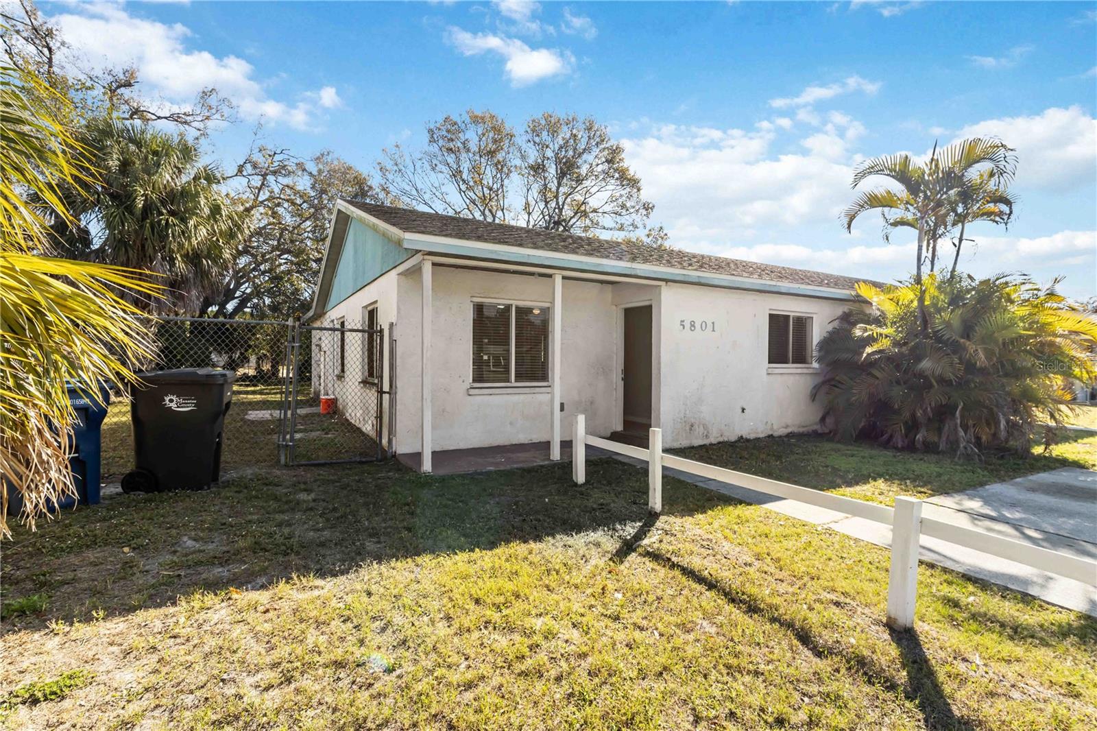 Image 4 of 31 For 5801 8th Street Court E