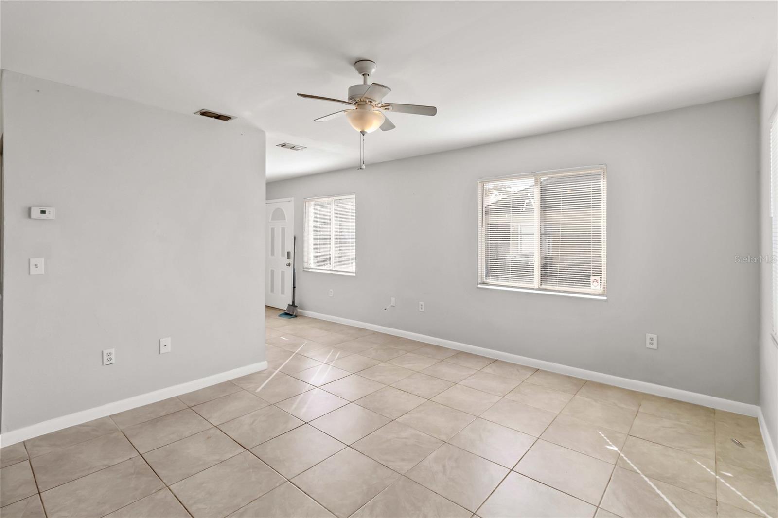 Image 5 of 31 For 5801 8th Street Court E