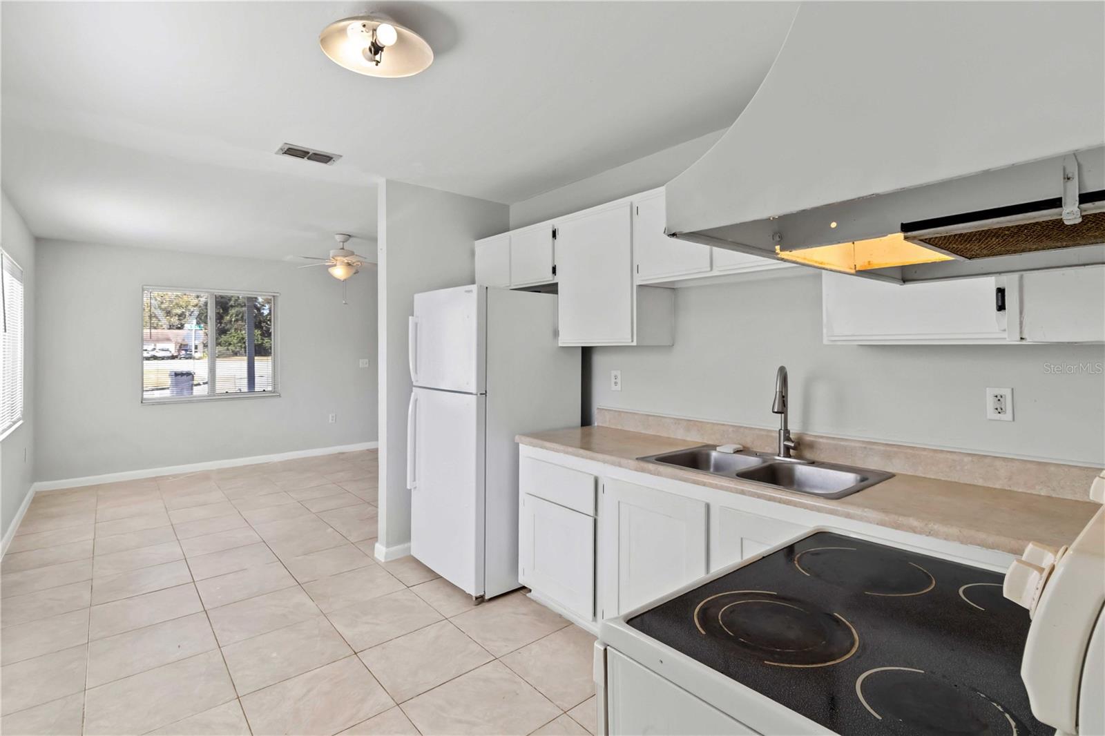 Image 7 of 31 For 5801 8th Street Court E