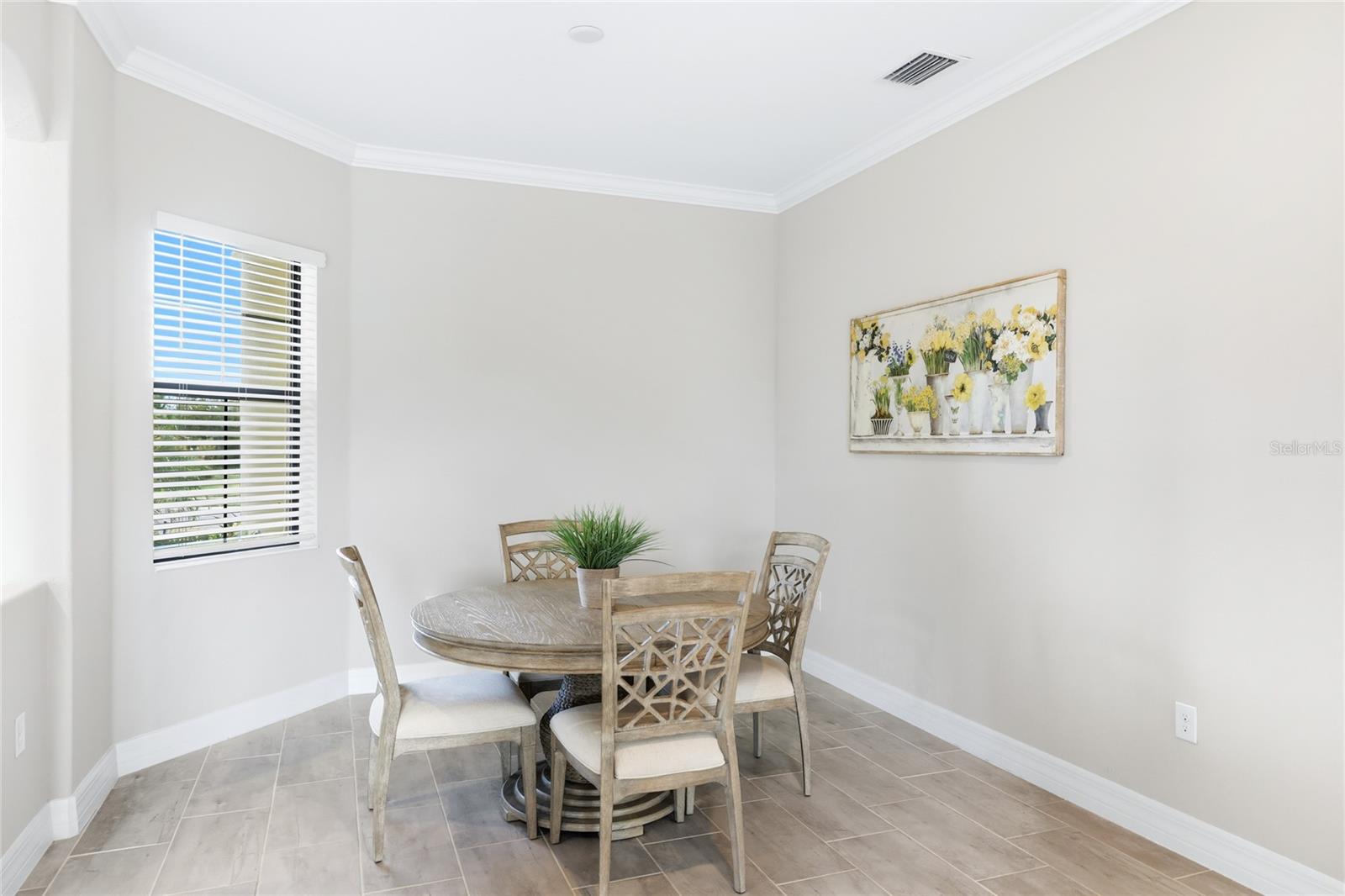 Image 14 of 62 For 20794 Valprato Court