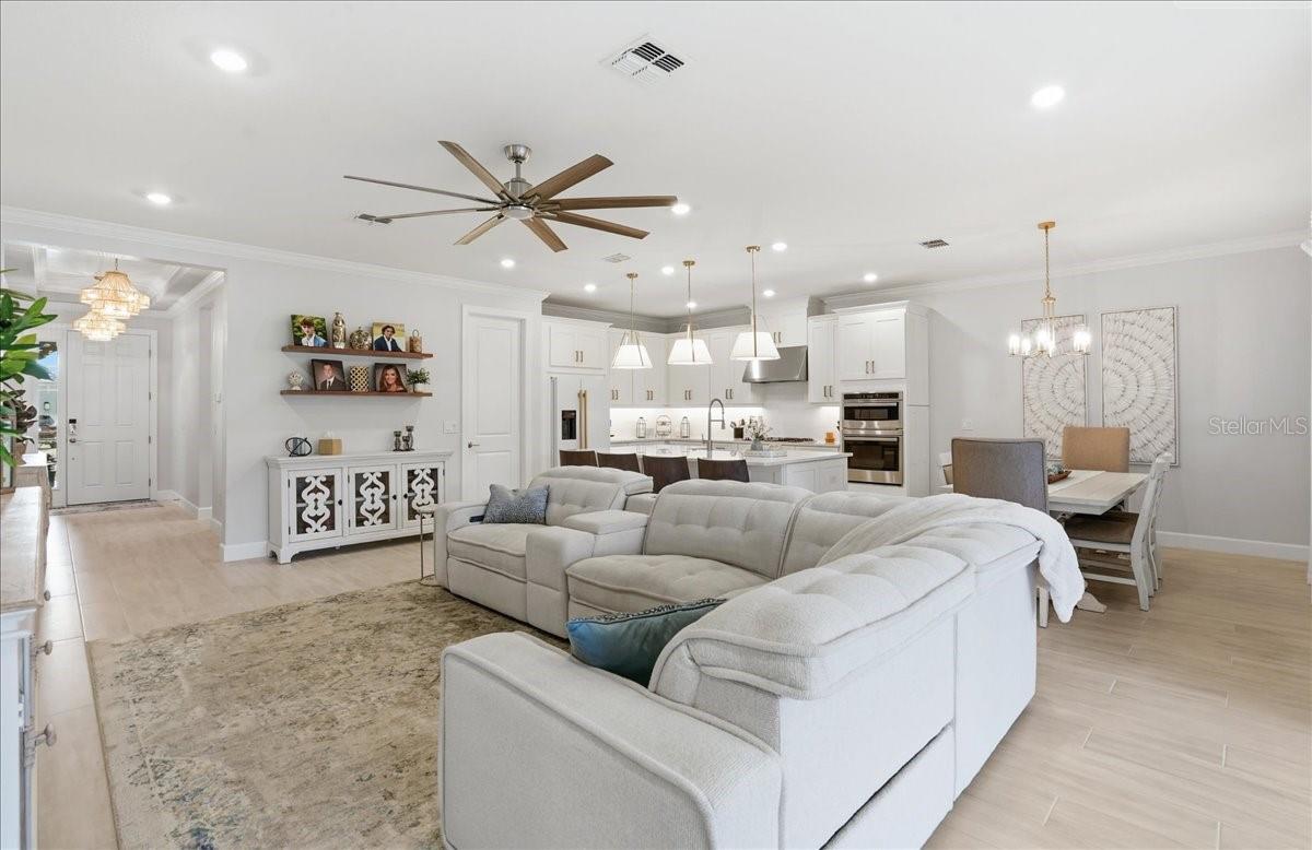 Image 13 of 53 For 5018 Caserta Court