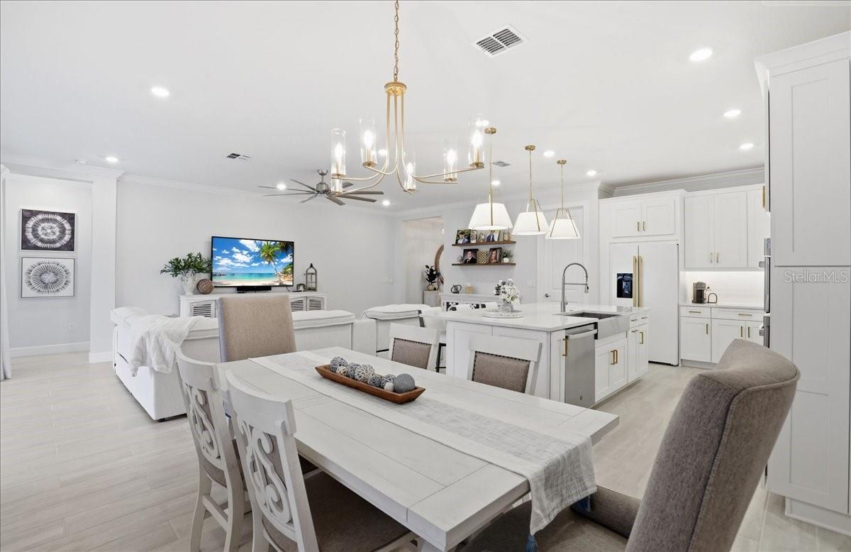 Image 14 of 53 For 5018 Caserta Court