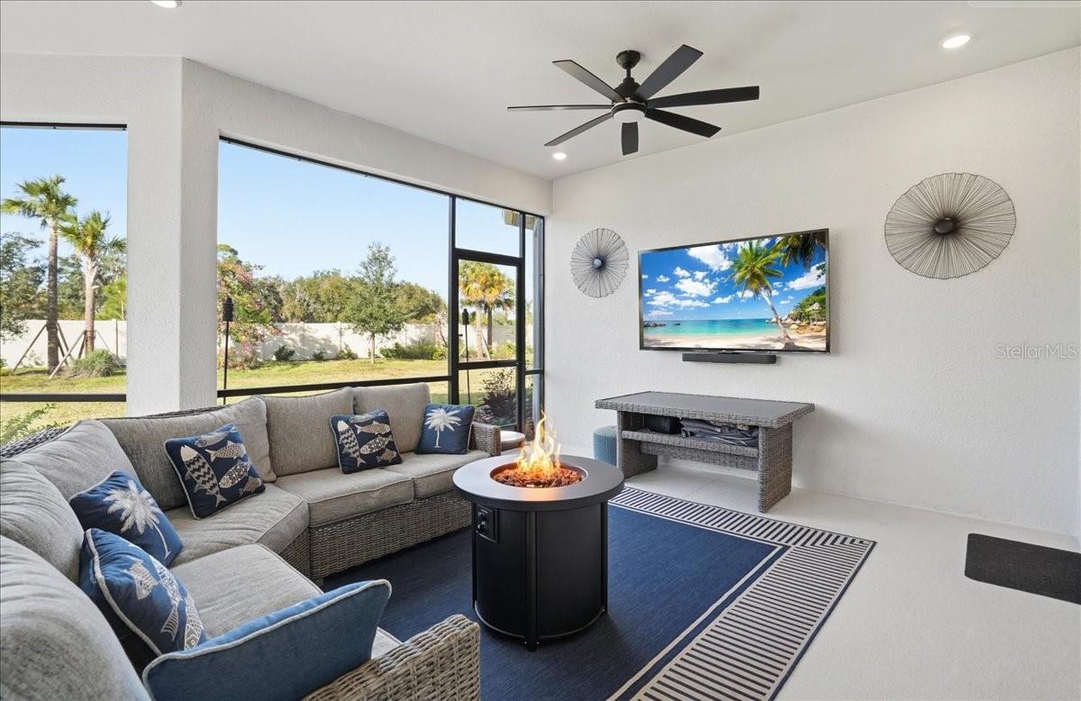 Image 26 of 53 For 5018 Caserta Court