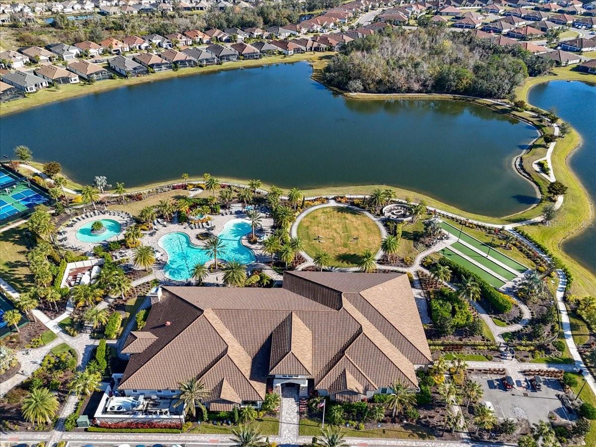 Image 41 of 53 For 5018 Caserta Court