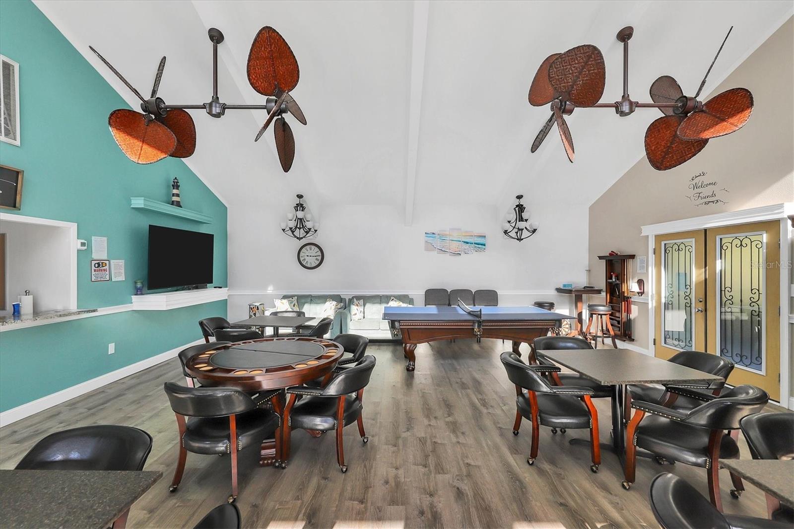 Image 34 of 53 For 3241 Beneva Road 203