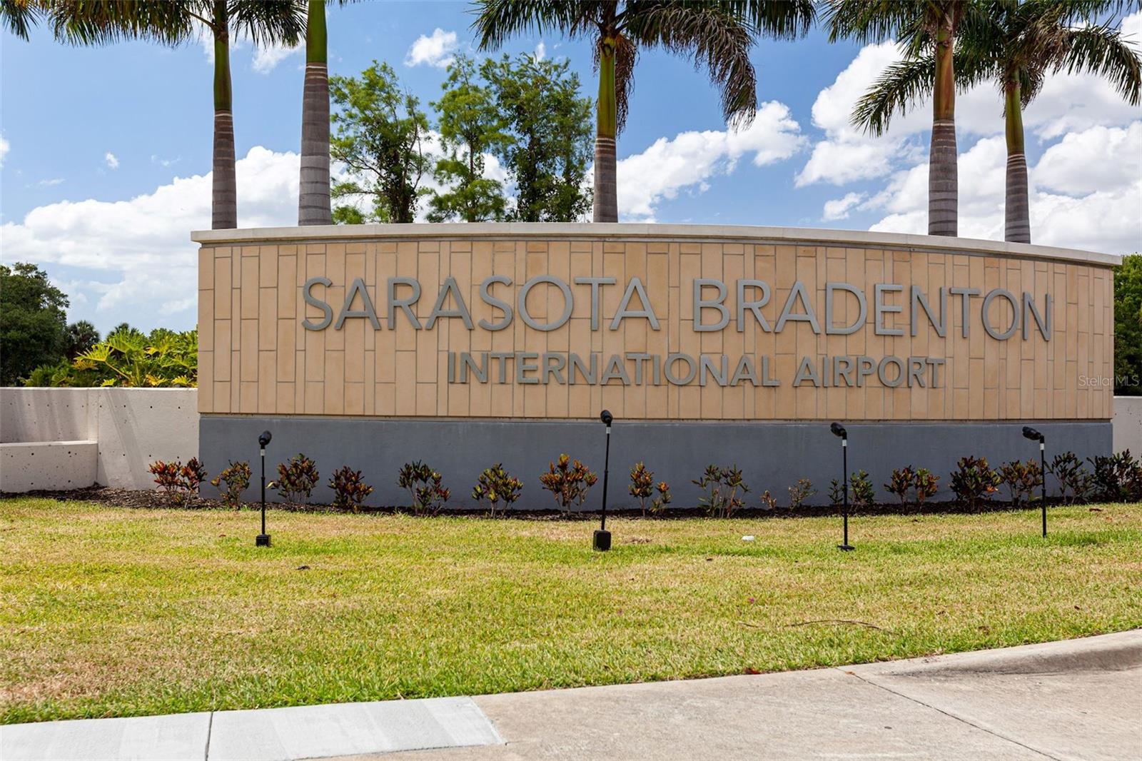 Image 45 of 53 For 3241 Beneva Road 203