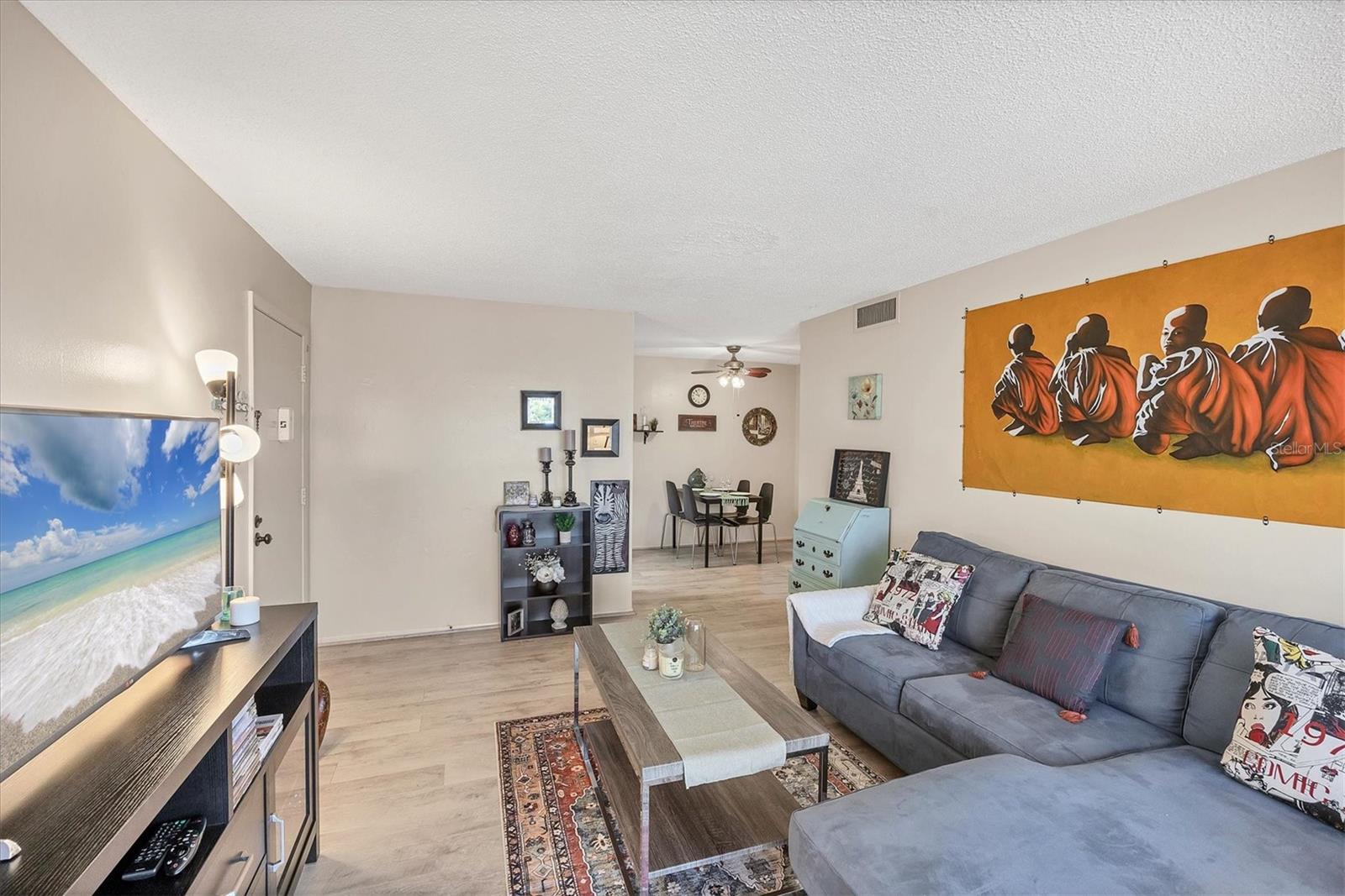 Image 7 of 53 For 3241 Beneva Road 203