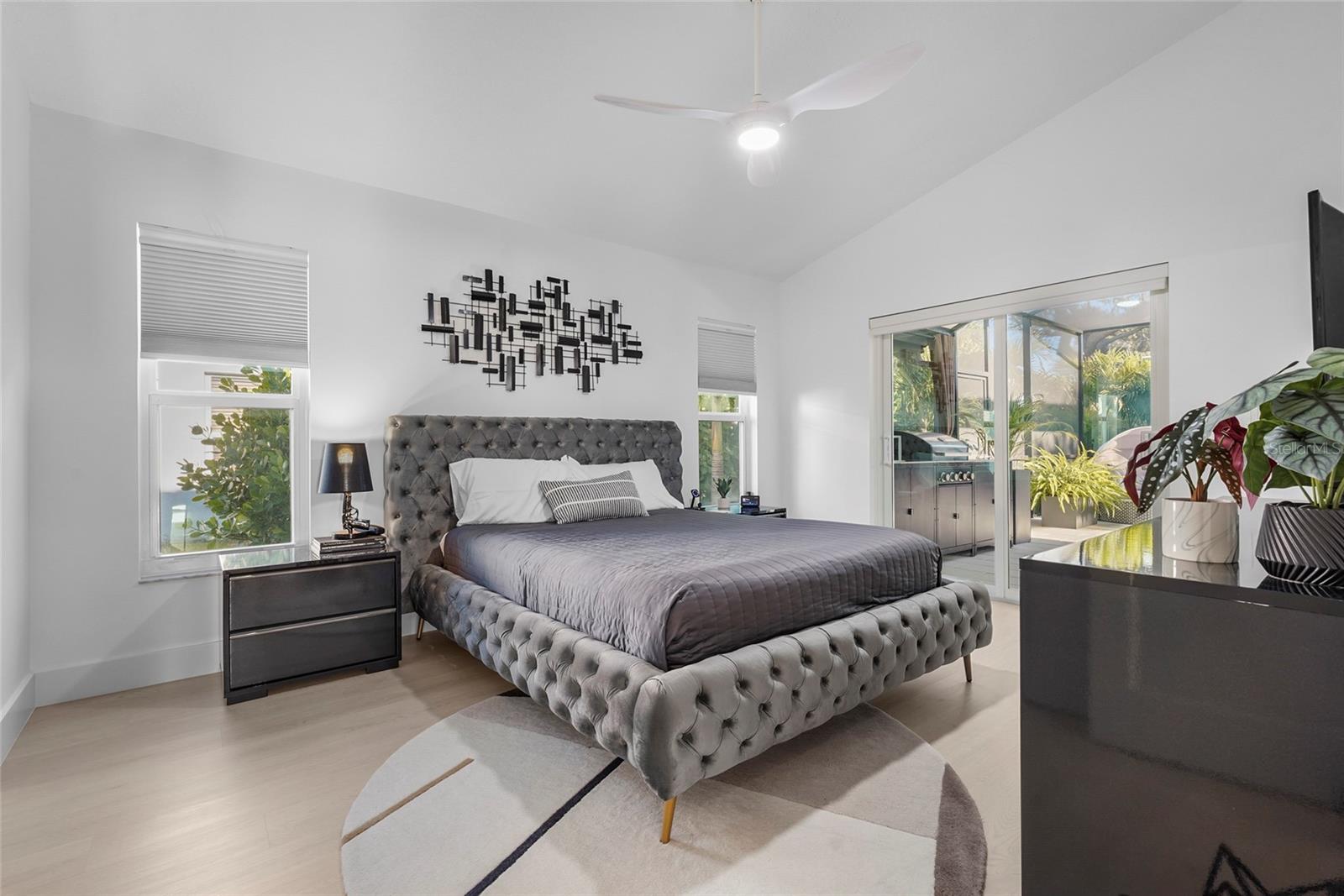 Image 11 of 83 For 6861 Superior Street Circle