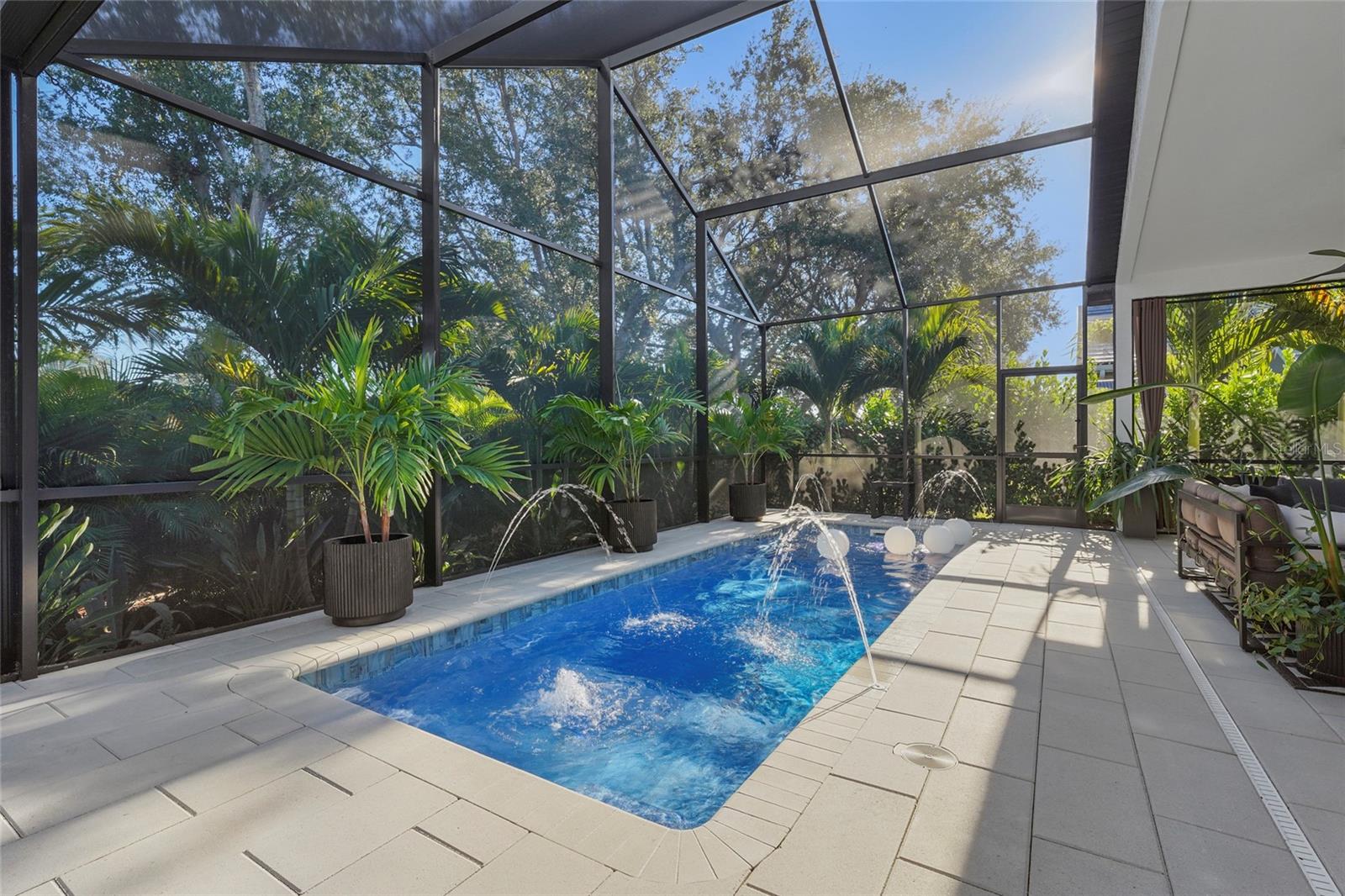 Image 14 of 83 For 6861 Superior Street Circle