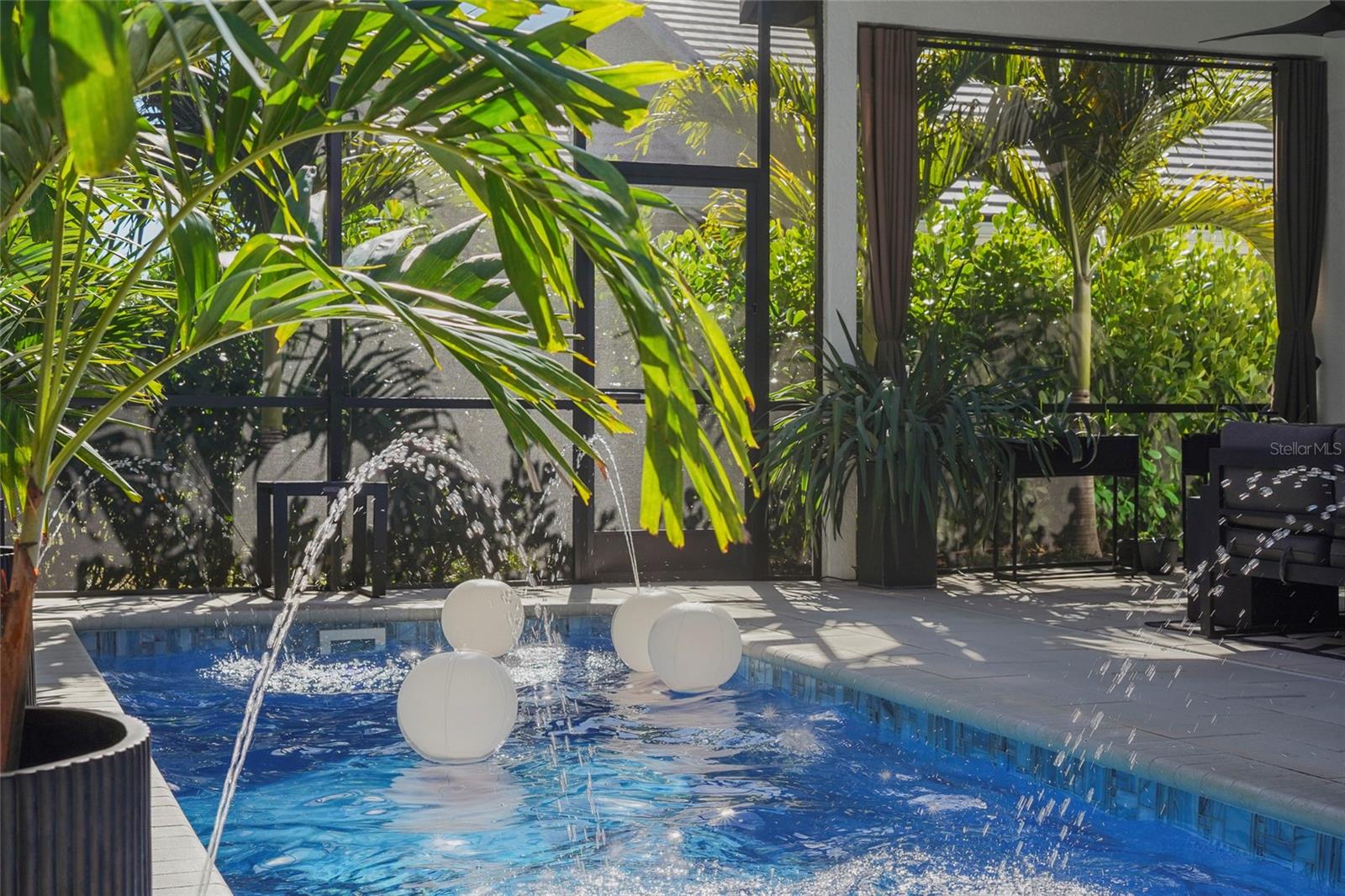 Image 15 of 83 For 6861 Superior Street Circle