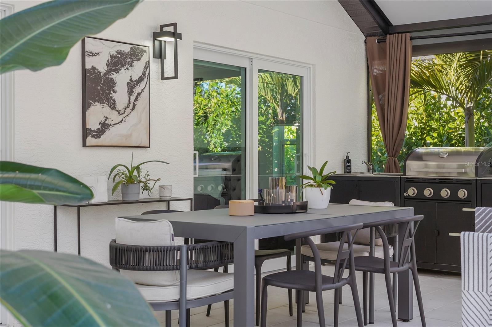 Image 16 of 83 For 6861 Superior Street Circle