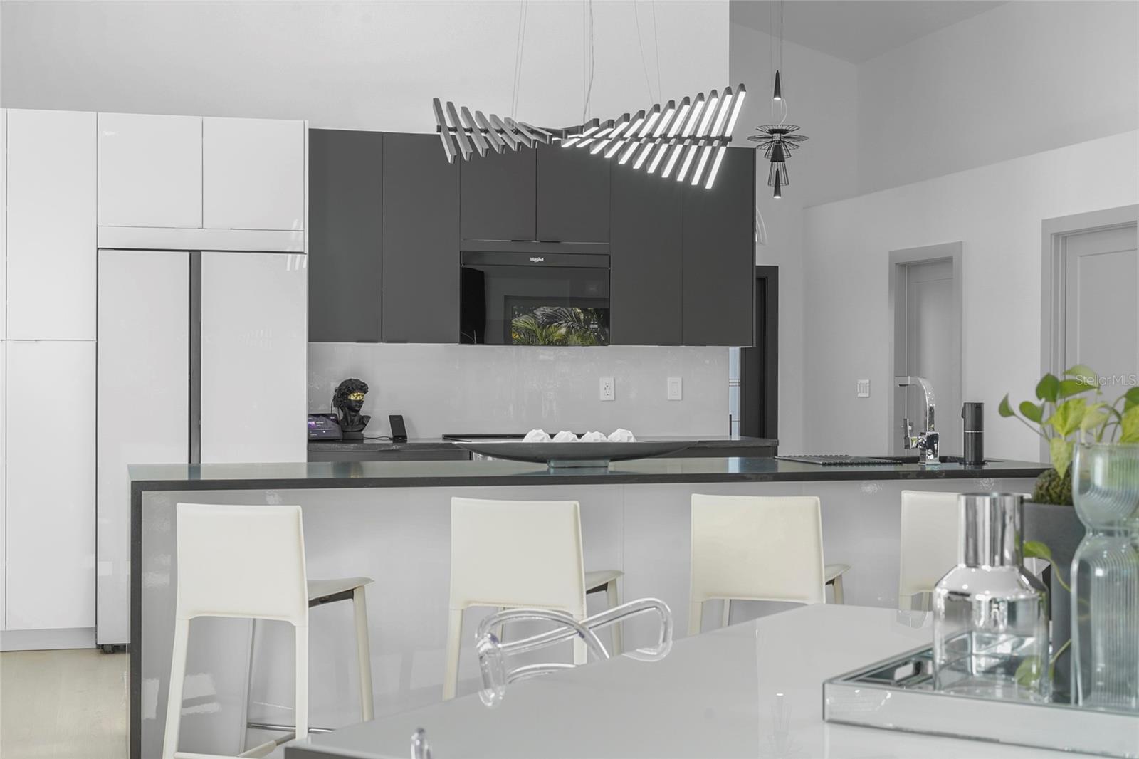 Image 24 of 83 For 6861 Superior Street Circle