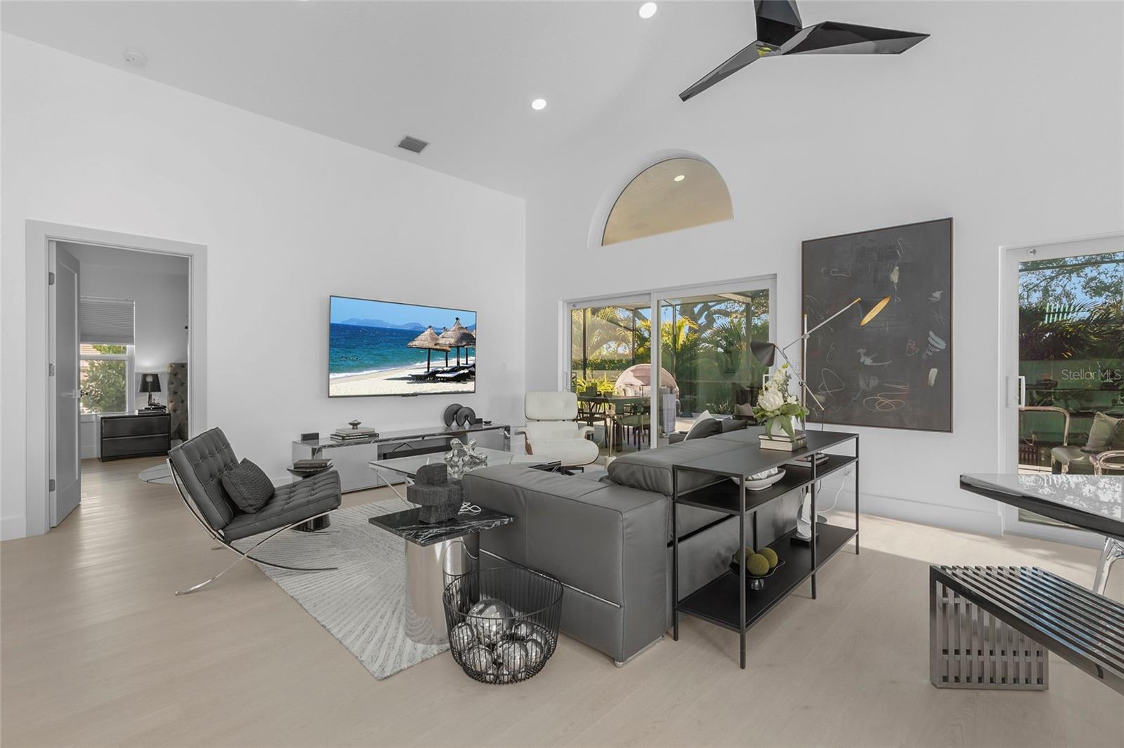 Image 25 of 83 For 6861 Superior Street Circle