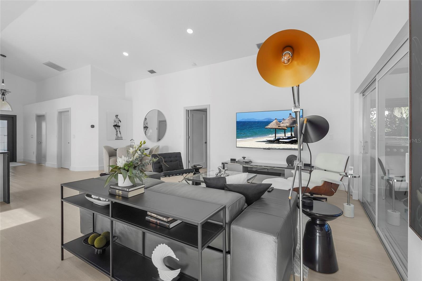 Image 27 of 83 For 6861 Superior Street Circle