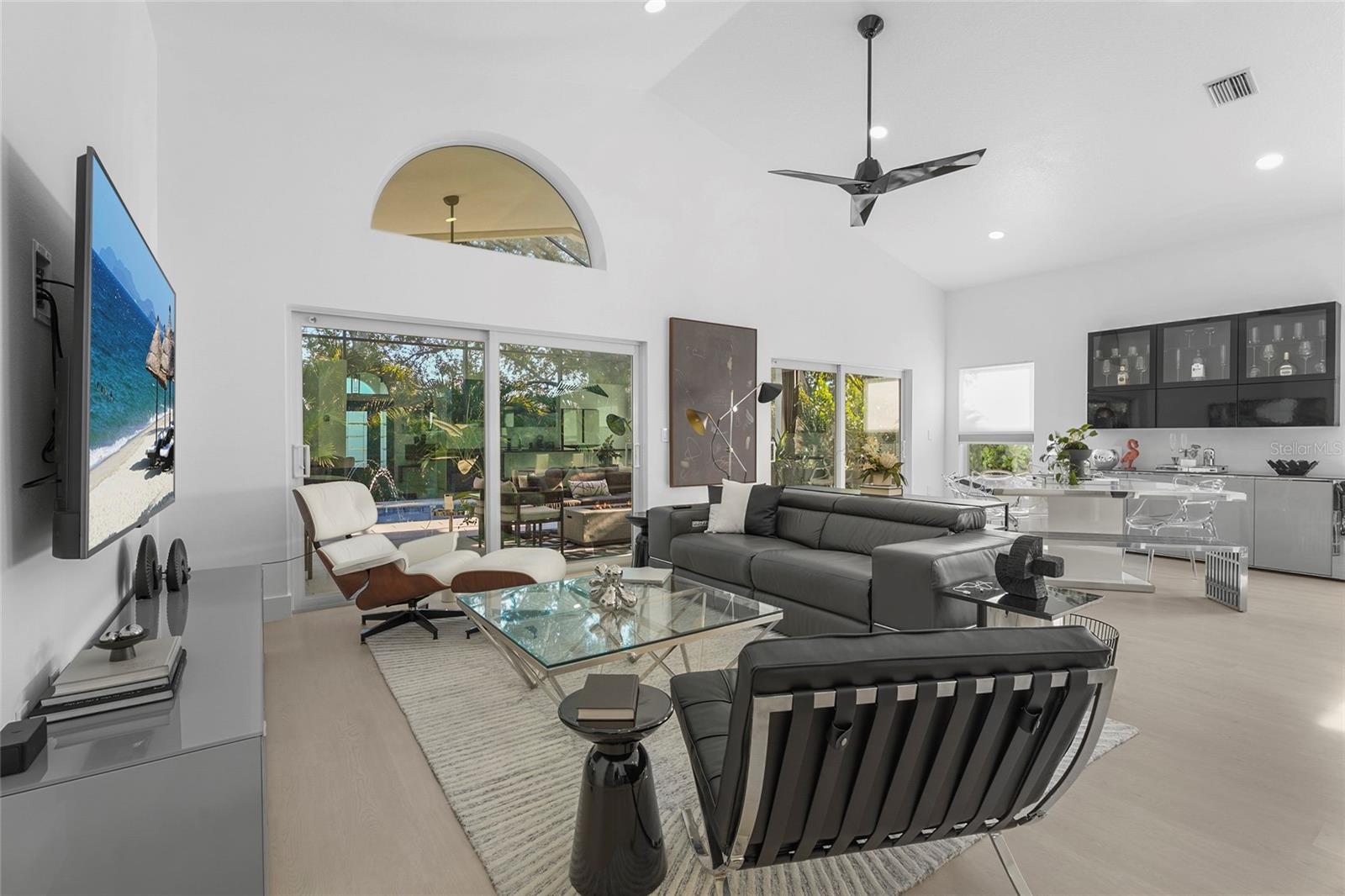 Image 3 of 83 For 6861 Superior Street Circle