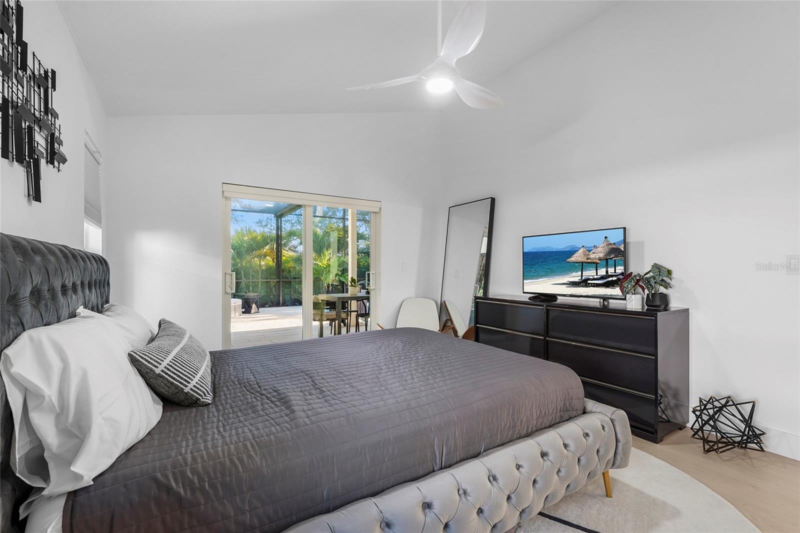 Image 34 of 83 For 6861 Superior Street Circle