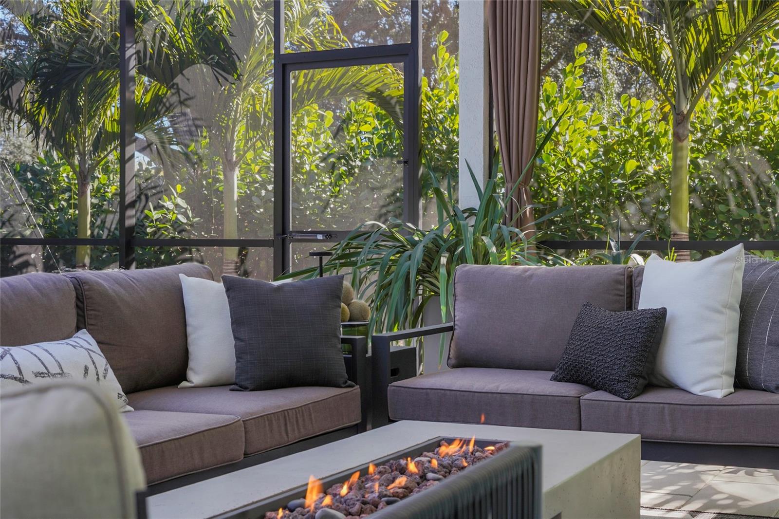 Image 5 of 83 For 6861 Superior Street Circle