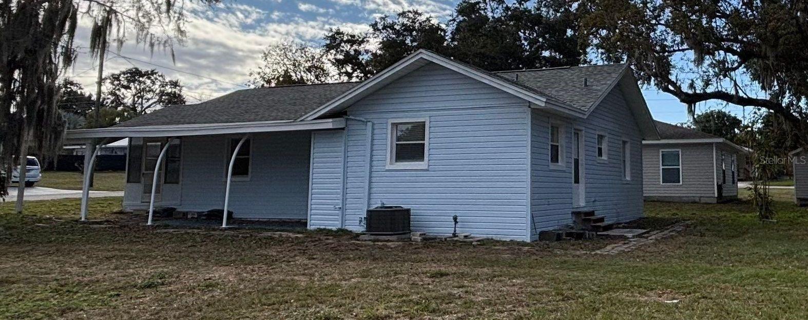 Image 10 of 11 For 403 Virginia Street