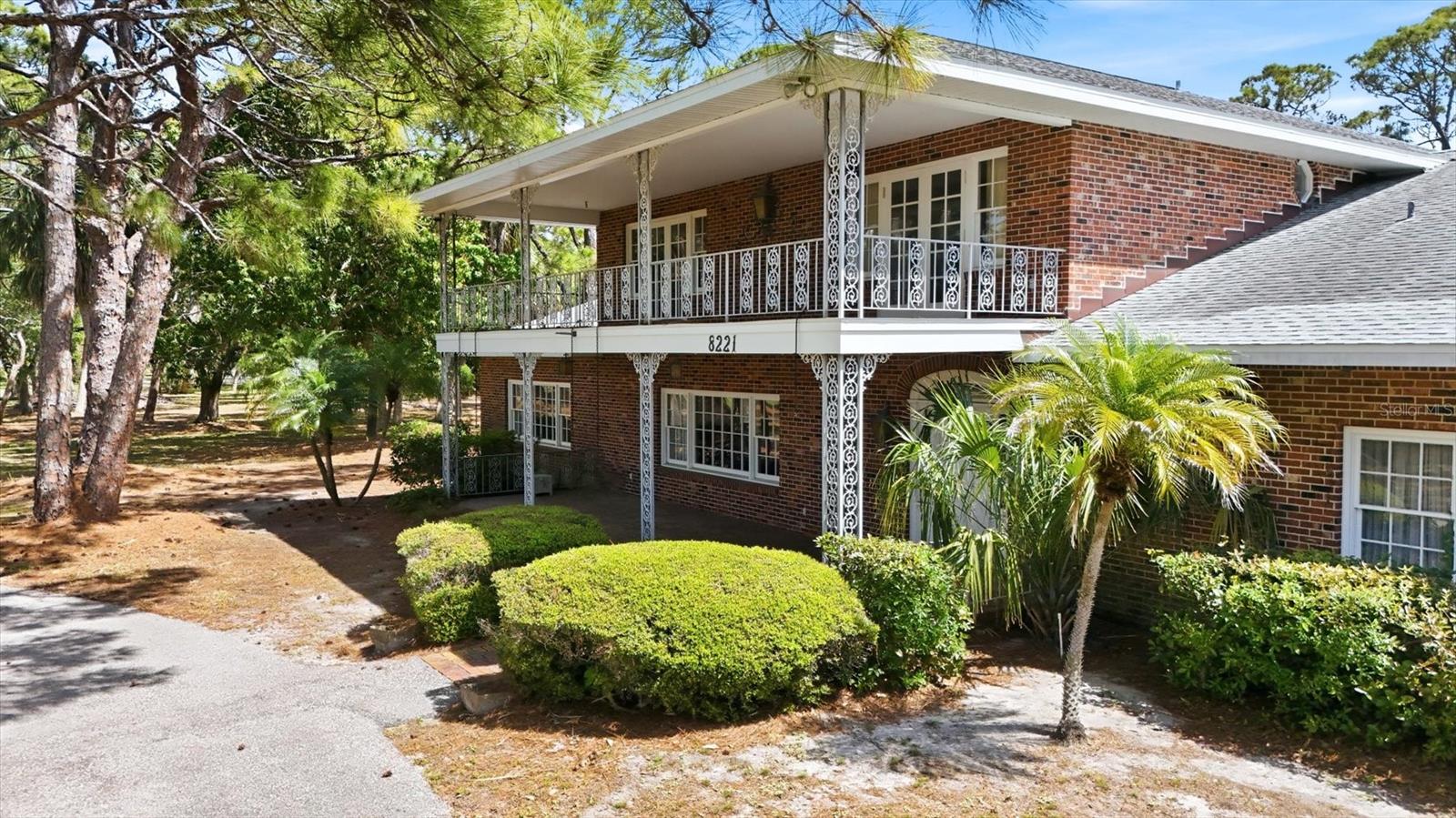 Image 3 of 70 For 8221 Desoto Memorial Highway