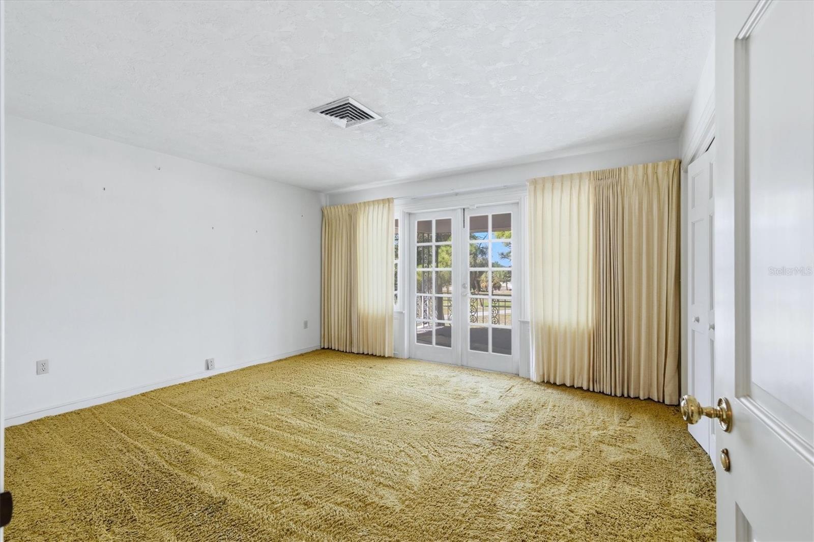 Image 43 of 70 For 8221 Desoto Memorial Highway