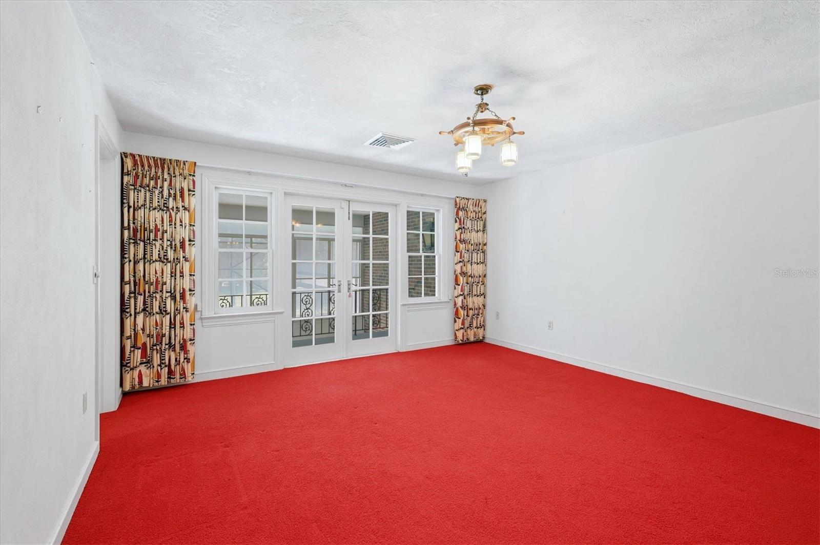 Image 44 of 70 For 8221 Desoto Memorial Highway