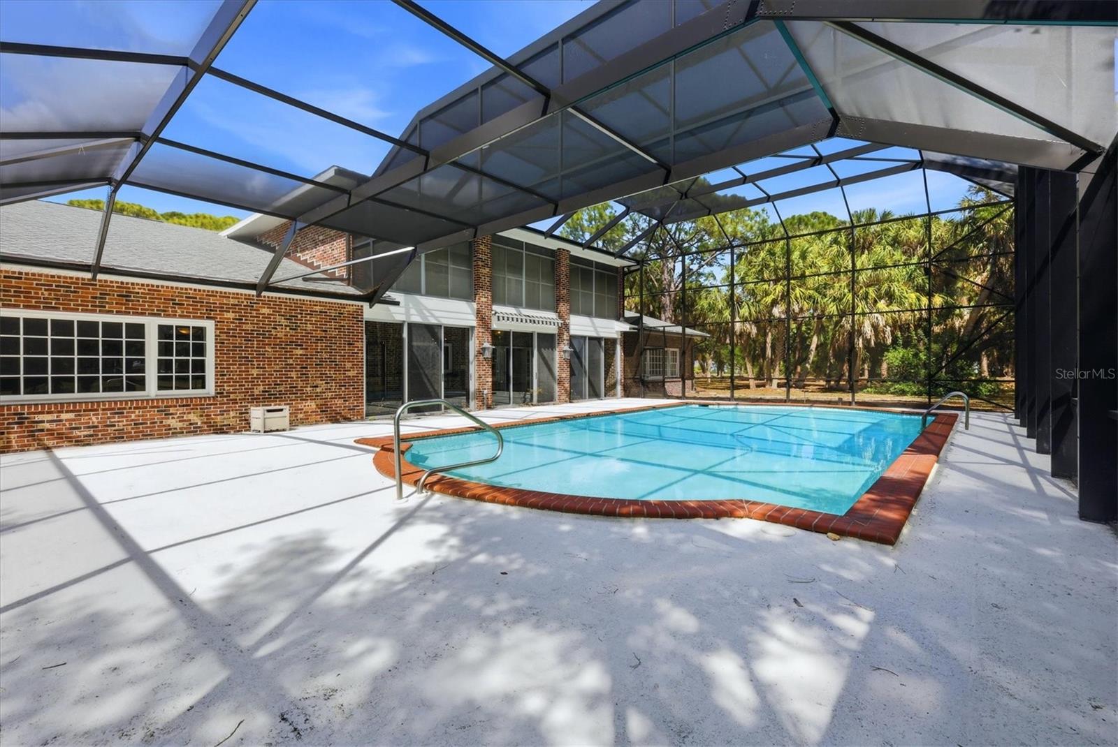 Image 56 of 70 For 8221 Desoto Memorial Highway