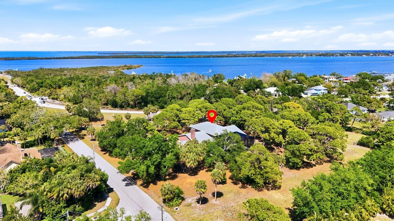 Image 61 of 70 For 8221 Desoto Memorial Highway