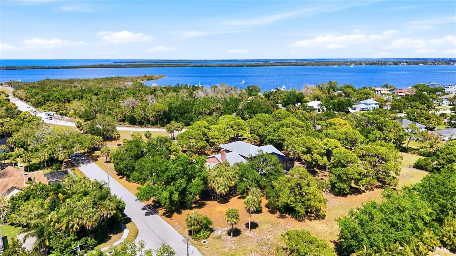 Image 62 of 70 For 8221 Desoto Memorial Highway