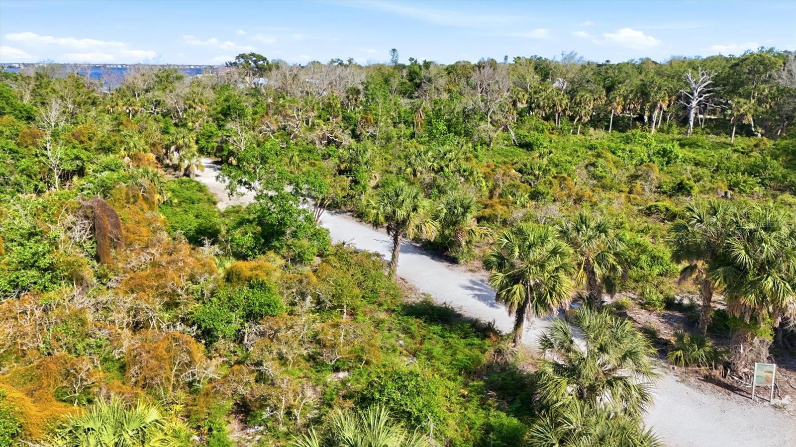 Image 66 of 70 For 8221 Desoto Memorial Highway