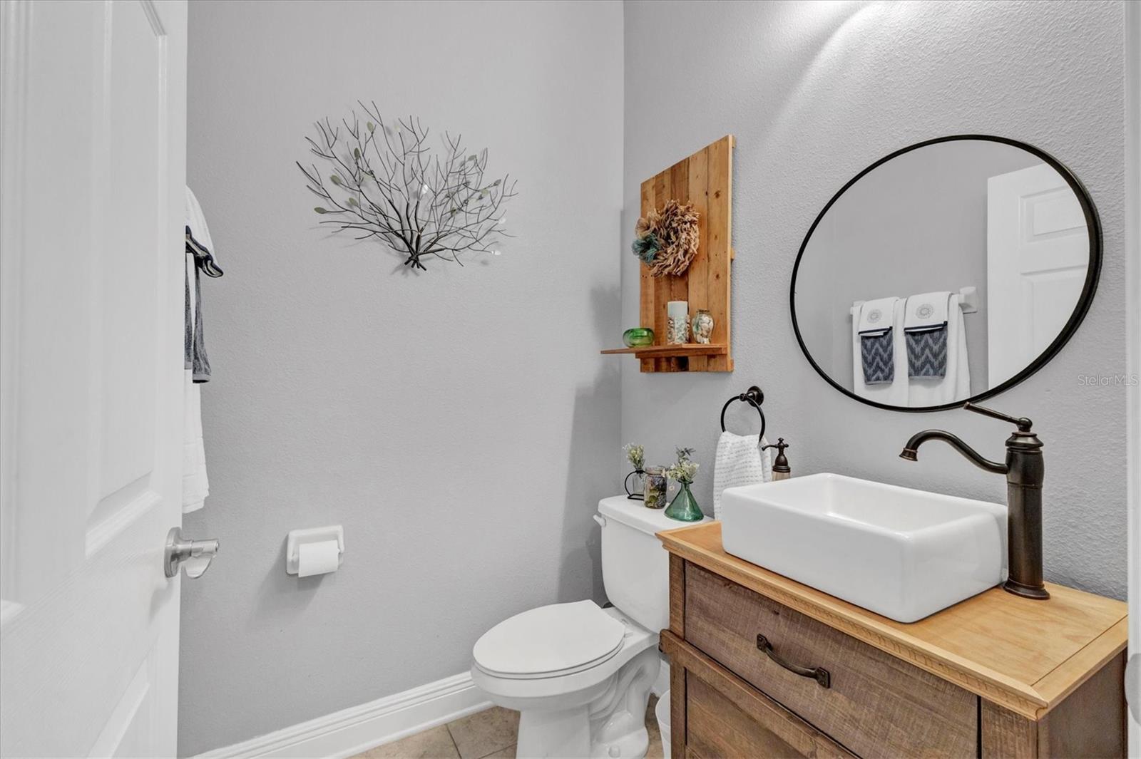 Image 23 of 28 For 5274 78th Street Circle